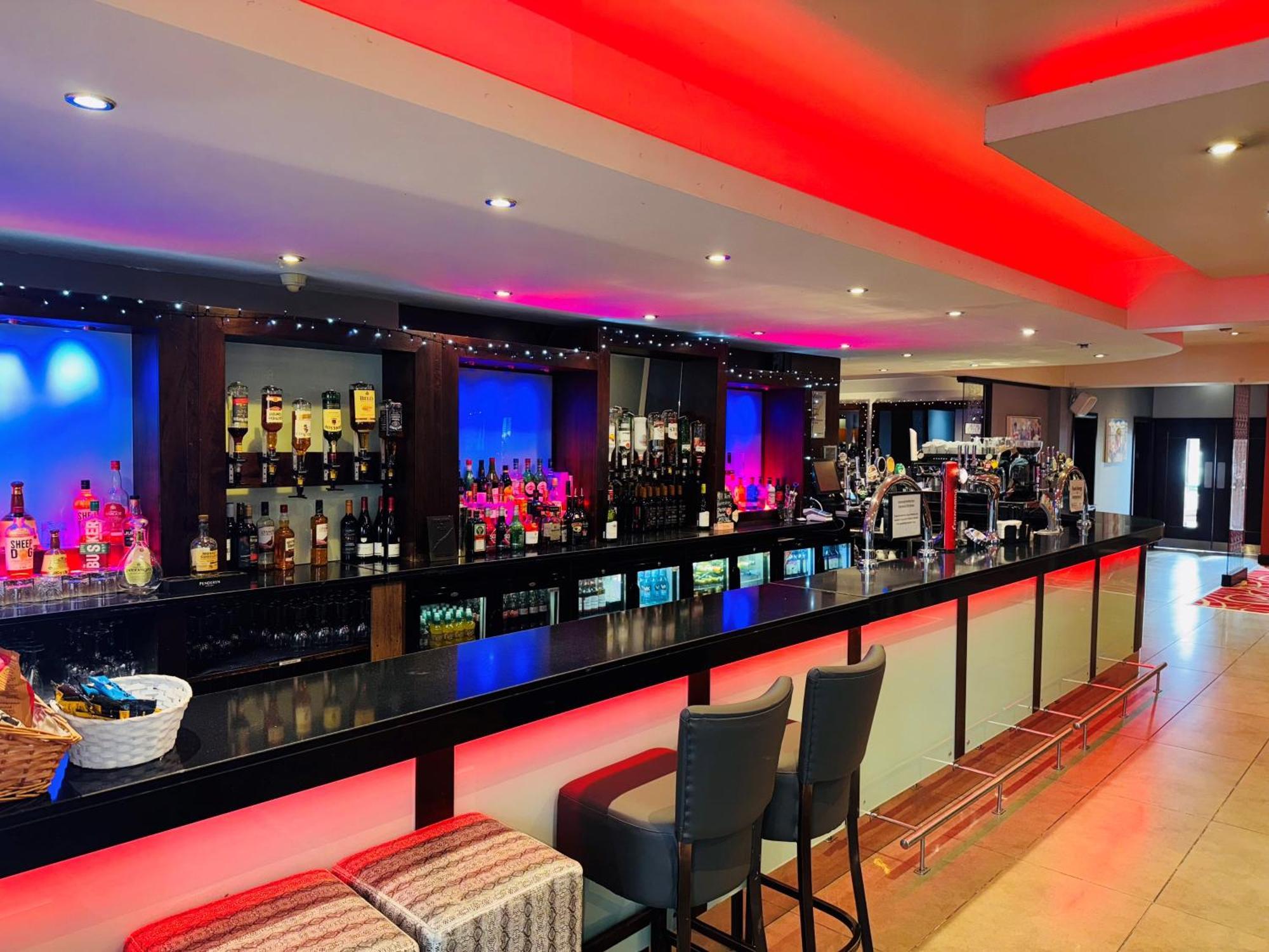 Blanco'S Hotel พอร์ตทัลบอต ภายนอก รูปภาพ